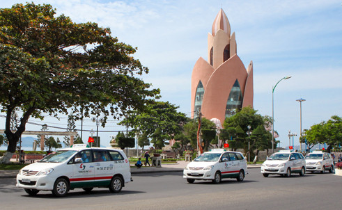 Hình ảnh xe taxi Vinasun tại Nha Trang, Khánh Hòa
