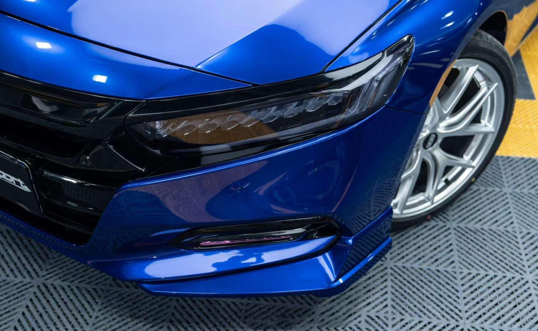 Honda Accord với lớp wrap mới