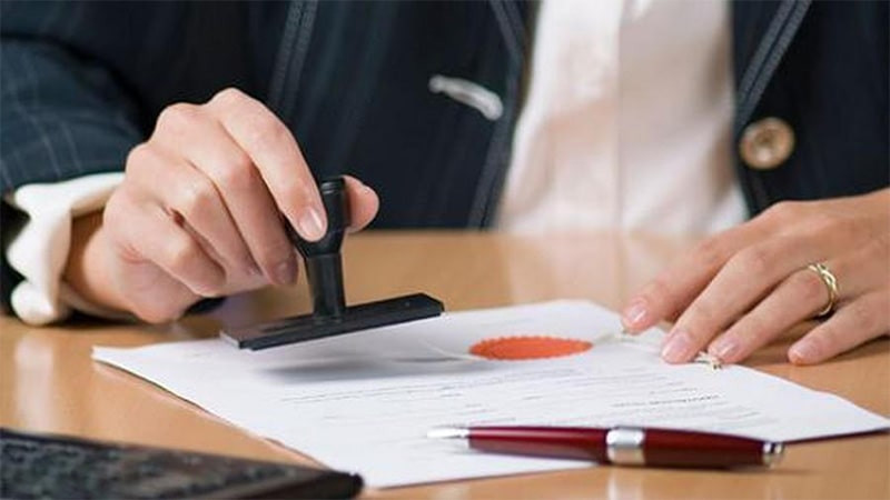 Hợp đồng công chứng mua bán xe ô tô cũ