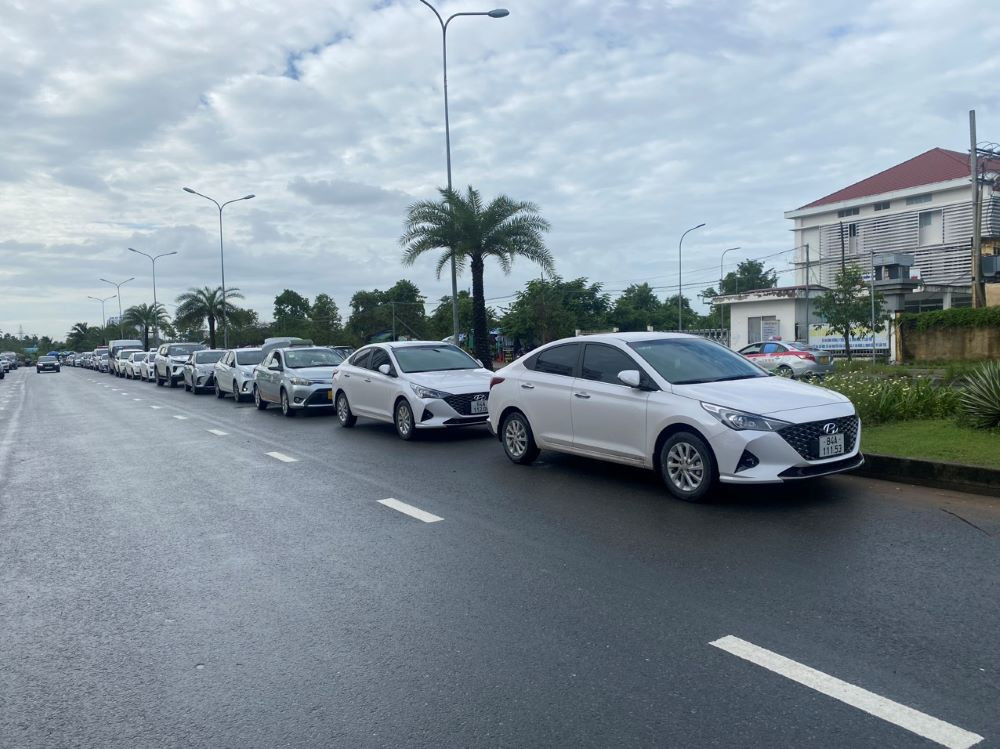 Hotline Taxi Thanh Thủy Trà Vinh trên đường phố