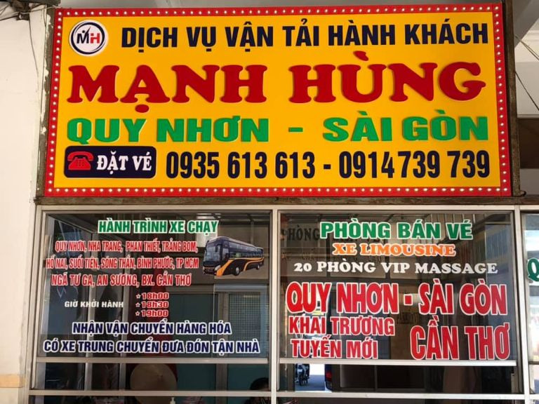 Hướng dẫn khách hàng đặt vé tại văn phòng Nhà xe Kim Mạnh Hùng