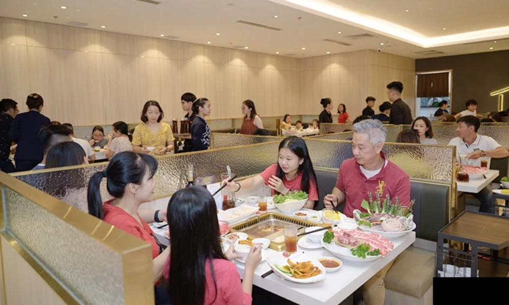 Hutong AEON Mall Tân Phú có không gian rộng rãi