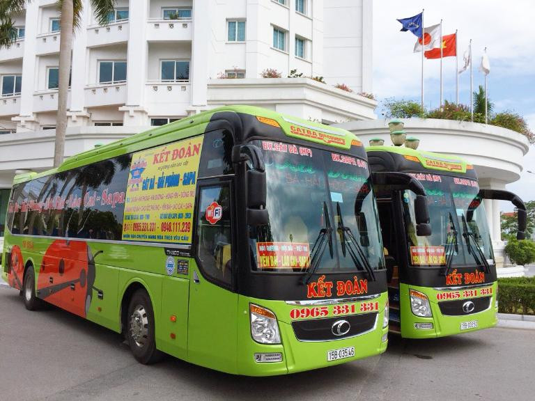 Kết Đoàn Travel, phiên bản nâng cấp với dịch vụ limousine VIP và xe cabin sang trọng