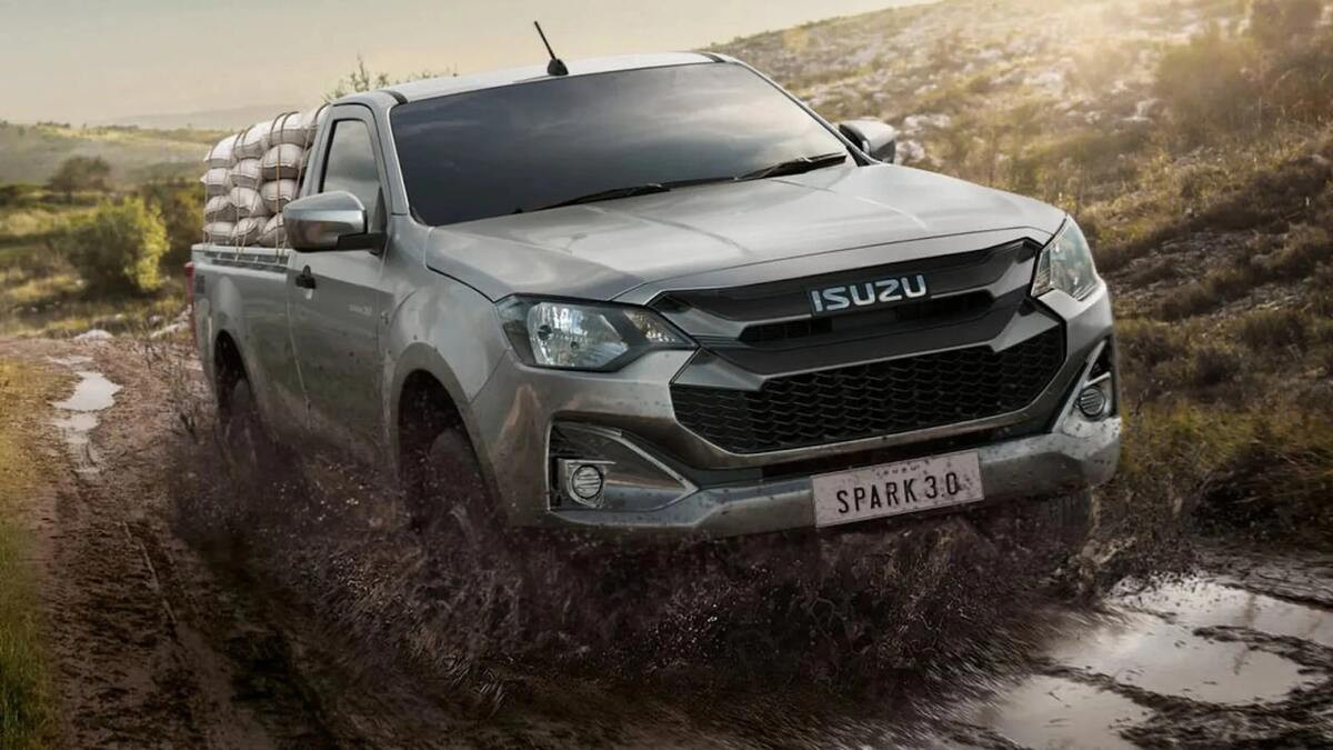 Khả năng vận chuyển hàng hóa và trải nghiệm lái của Isuzu D-Max