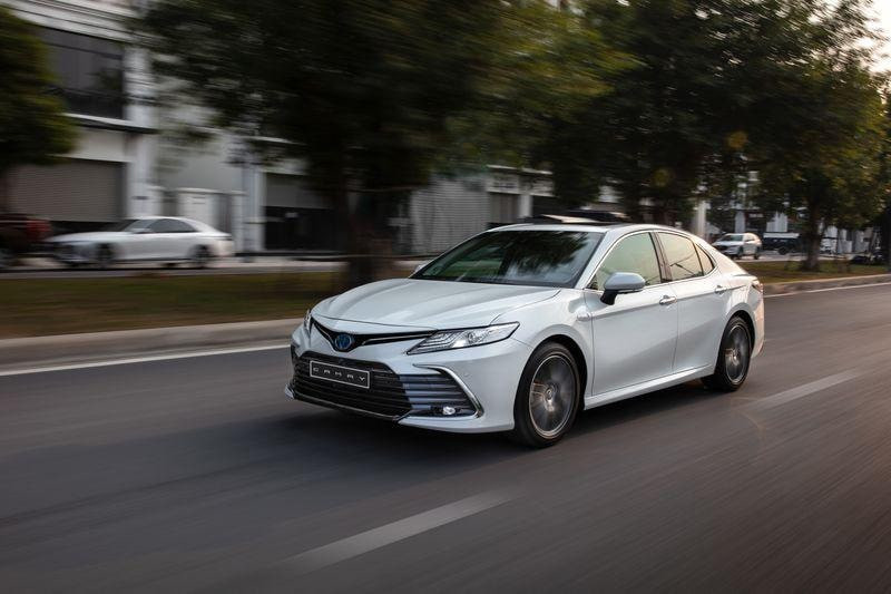Khả năng vận hành êm ái của Toyota Camry 2022