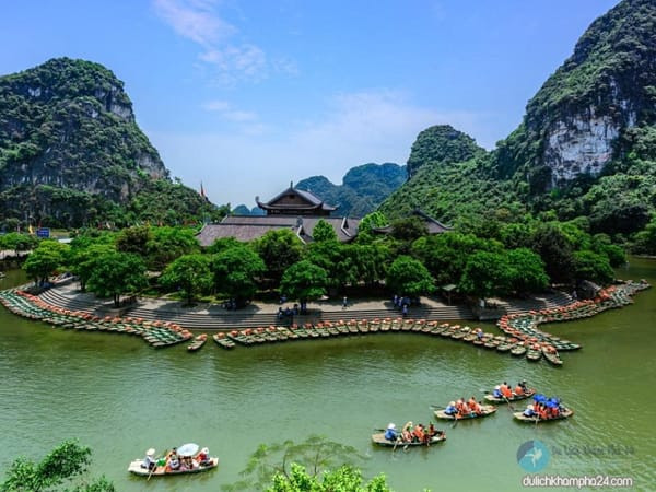 Khám phá Cố Đô Hoa Lư Ninh Bình trên hành trình văn hóa tự túc