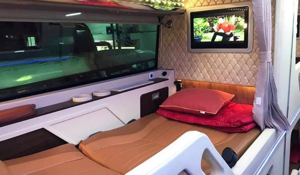 Khoang hành khách xe limousine Trường Giang TP HCM đi Kon Tum