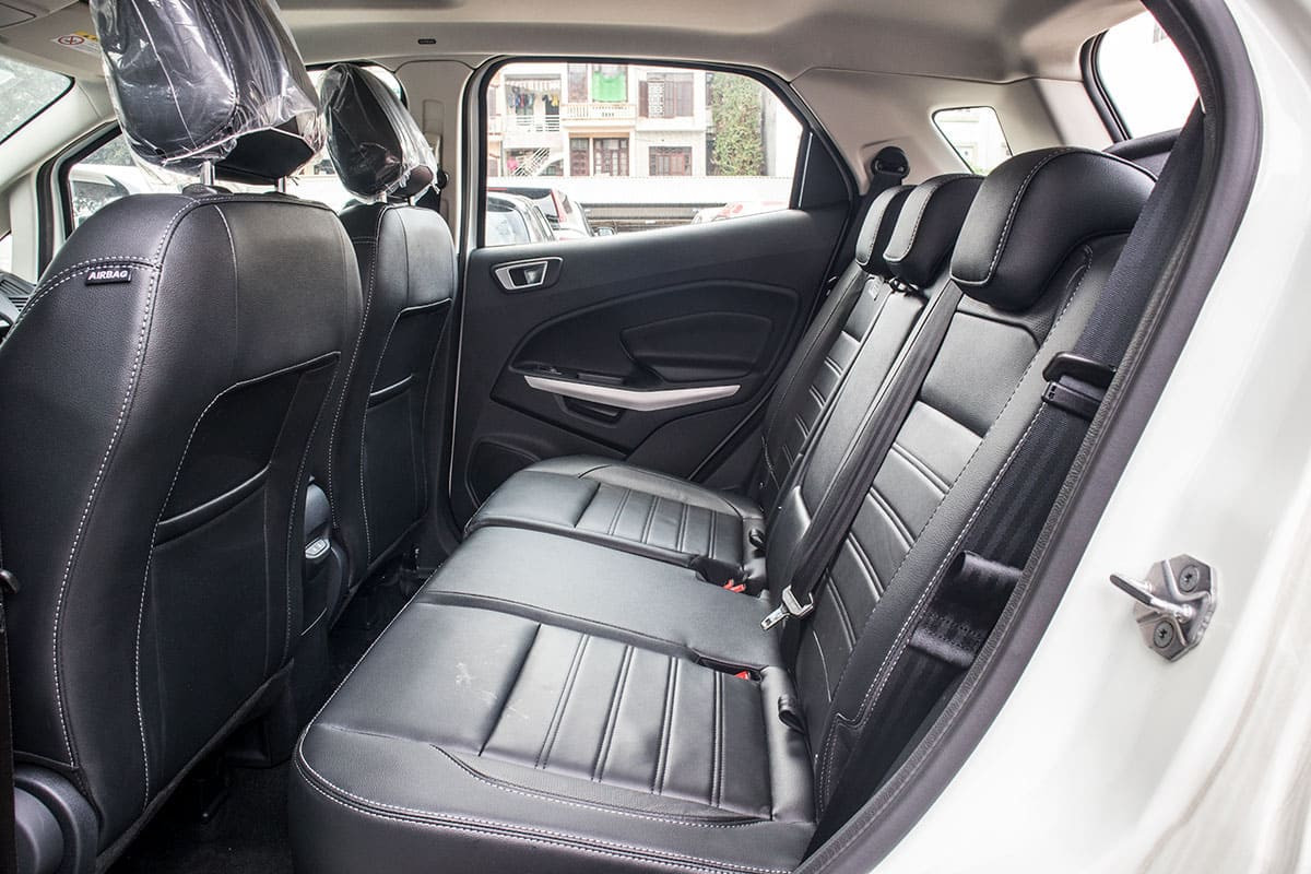 Khoang hành lý và hàng ghế sau Ford Ecosport 2020