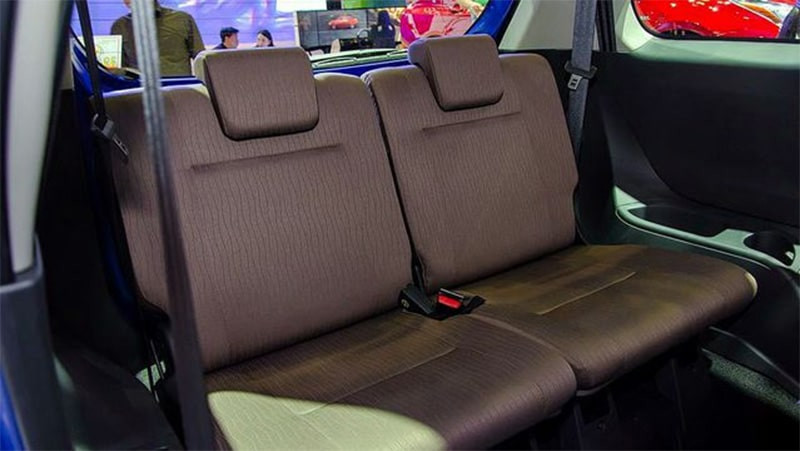 Khoang nội thất ấm cúng và tiện dụng của Toyota Avanza 2019