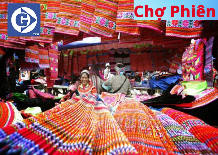 Không khí sôi động và màu sắc tại một phiên chợ vùng cao Hà Giang