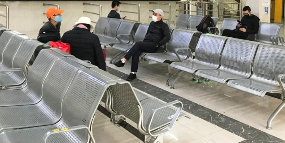 Khu vực ghế chờ rộng rãi dành cho hành khách tại Bến xe phía Bắc Huế