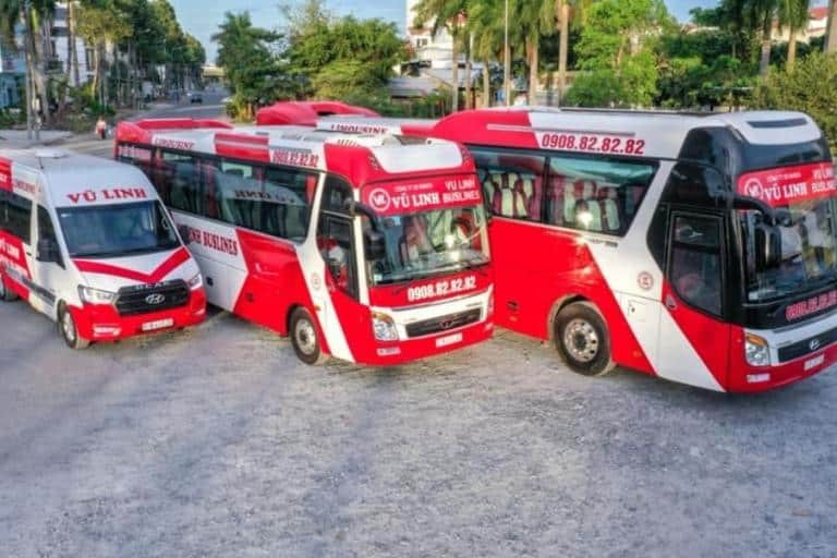 Khu vực ghế ngồi chờ xe tại Bến xe Bạc Liêu