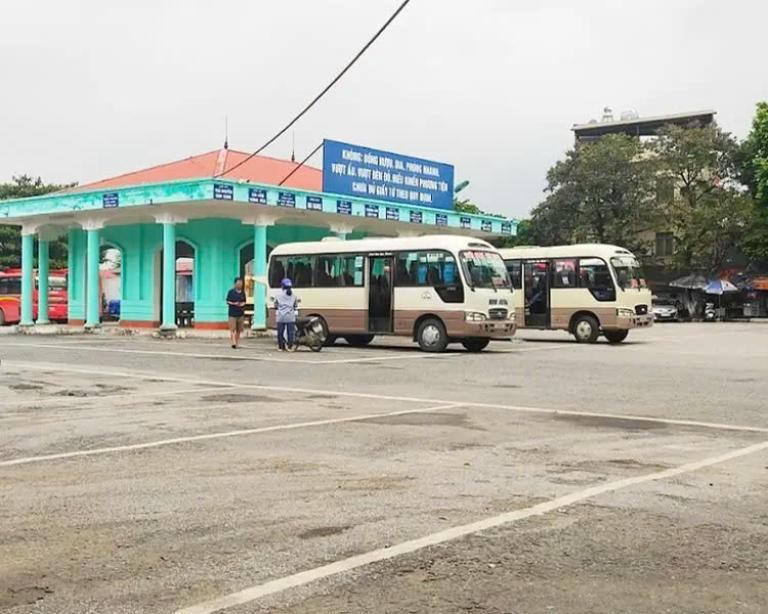 Khu vực nhà chờ sạch sẽ và tiện nghi tại bến xe Tuyên Quang