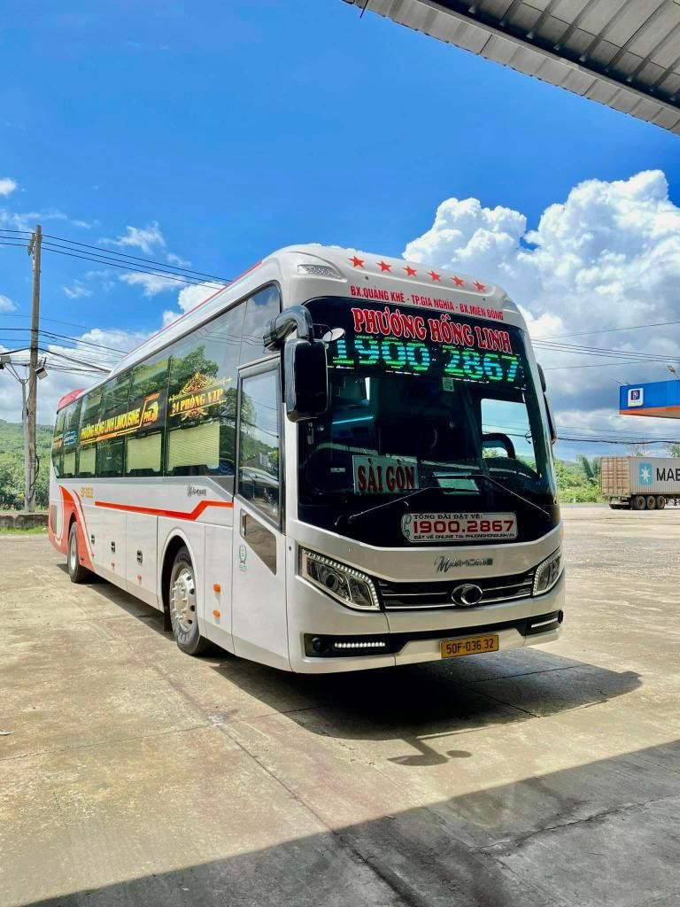 Kiểm tra kỹ lưỡng đảm bảo an toàn cho mọi chuyến xe của Nhà xe Phương Hồng Linh