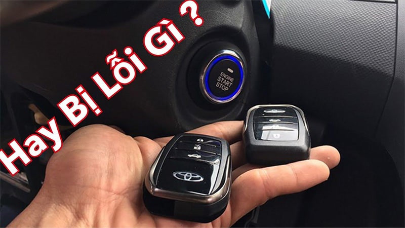 Kiểm tra pin hoặc lỗi chìa khóa cửa xe ô tô không mở được từ bên trong