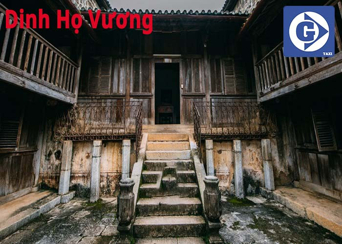 Kiến trúc cổ kính của Dinh thự Họ Vương tại Sà Phìn