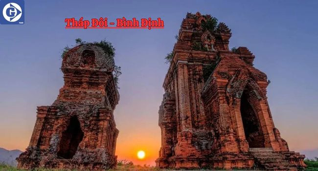 kiến trúc độc đáo của Tháp Đôi khi du lịch Bình Định