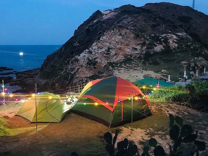 Trải nghiệm cắm trại bên bờ biển Kỳ Co
