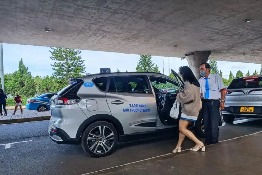 Lado Taxi là lựa chọn lý tưởng cho những chuyến đi giá rẻ