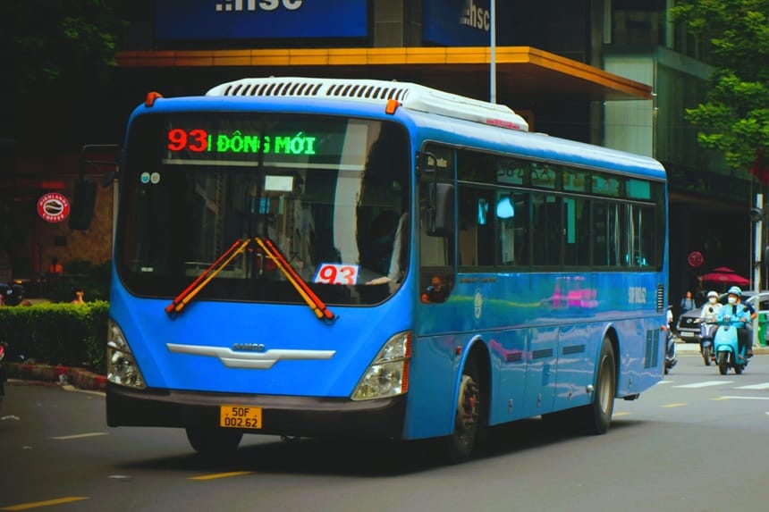 Lộ trình xe bus 93 TPHCM di chuyển từ Bến Thành - Đại học Nông Lâm và ngược lại