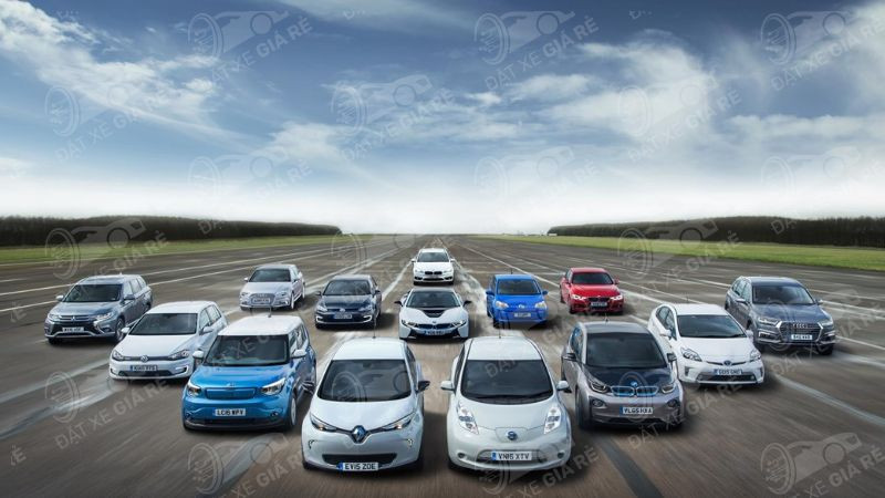 lựa chọn xe 5 chỗ đi Nội Bài phù hợp