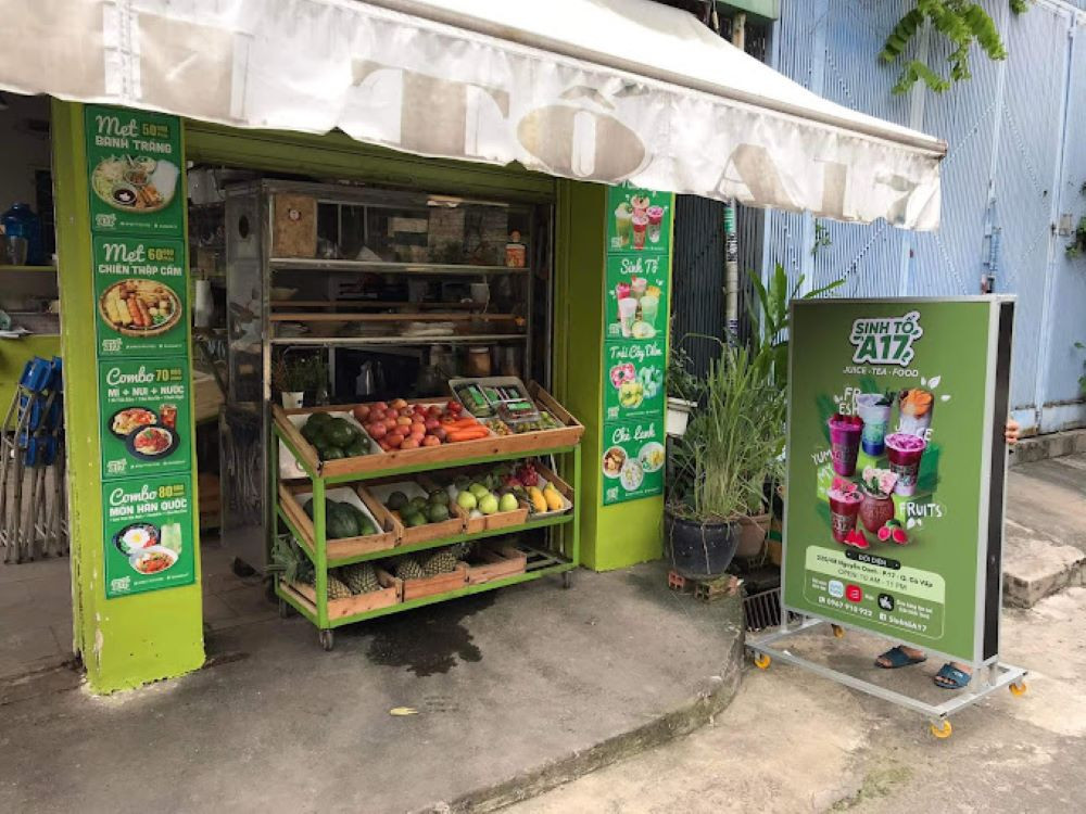 Ly sinh tố trái cây tươi mát tại quán ăn vặt Gò Vấp, lựa chọn dinh dưỡng cho tín đồ ẩm thực
