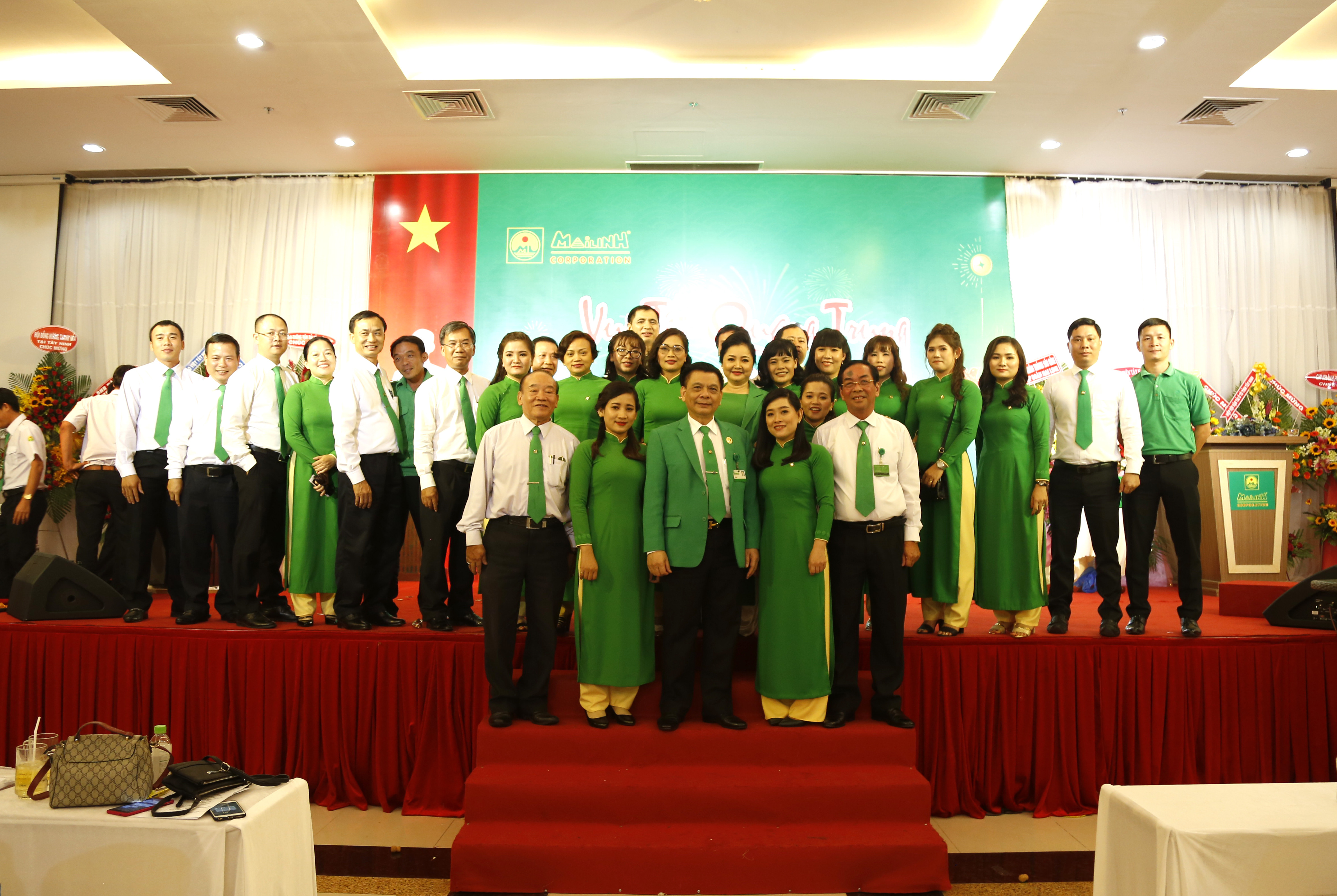 Mai Linh Tây Ninh đón Chủ tịch Hồ Huy