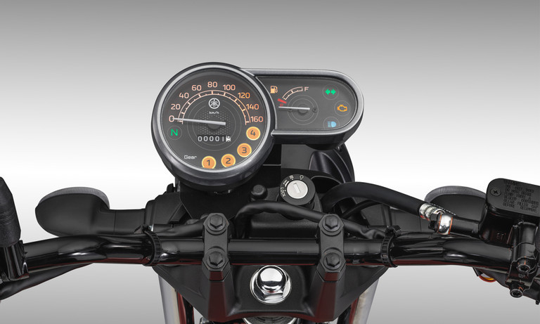 Mặt đồng hồ analog đơn giản và chìa khóa cơ truyền thống của Yamaha PG-1