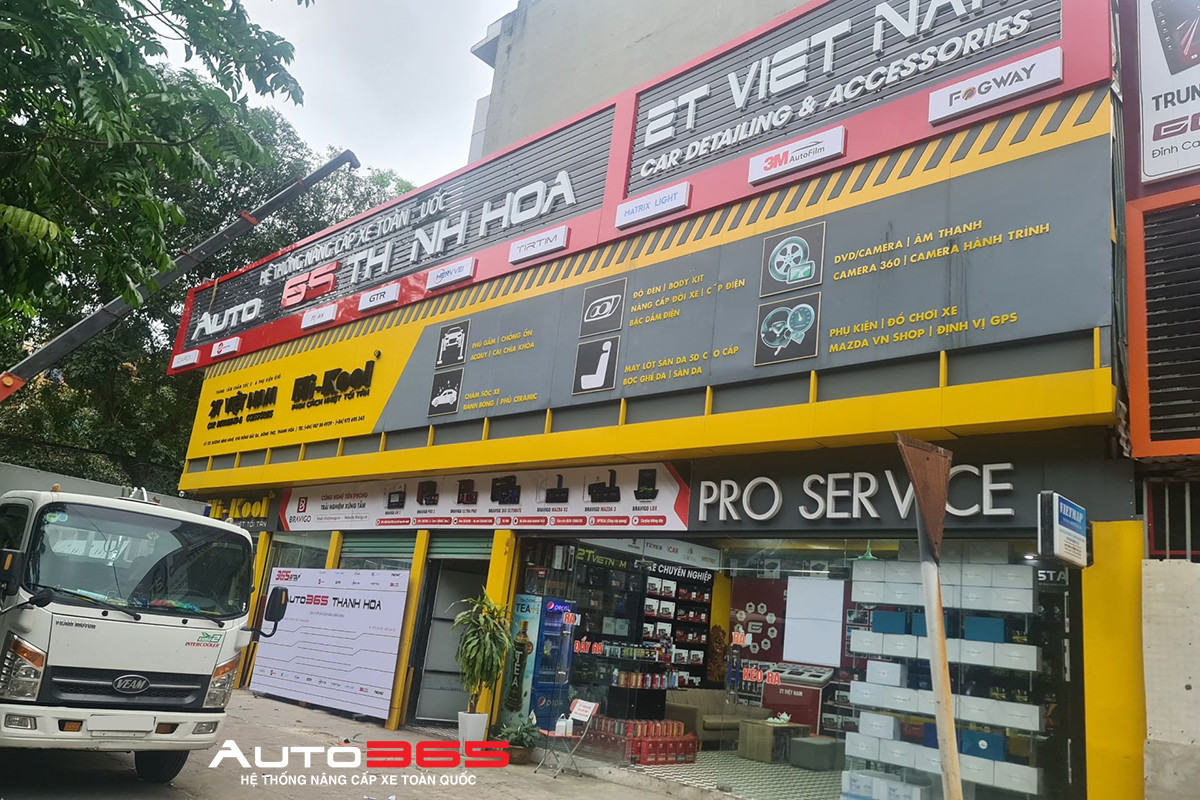 Mặt tiền gara nâng cấp ô tô tại Thanh Hóa