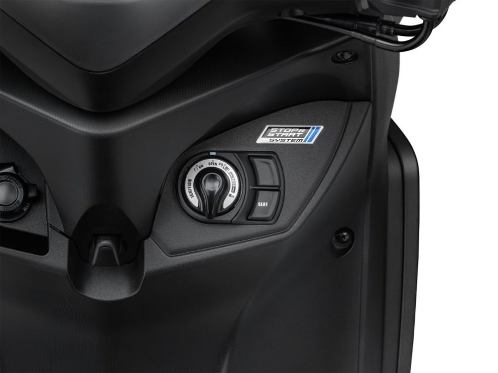 Mẫu xe Yamaha LEXi màu xanh đen, minh họa công nghệ khóa thông minh an toàn