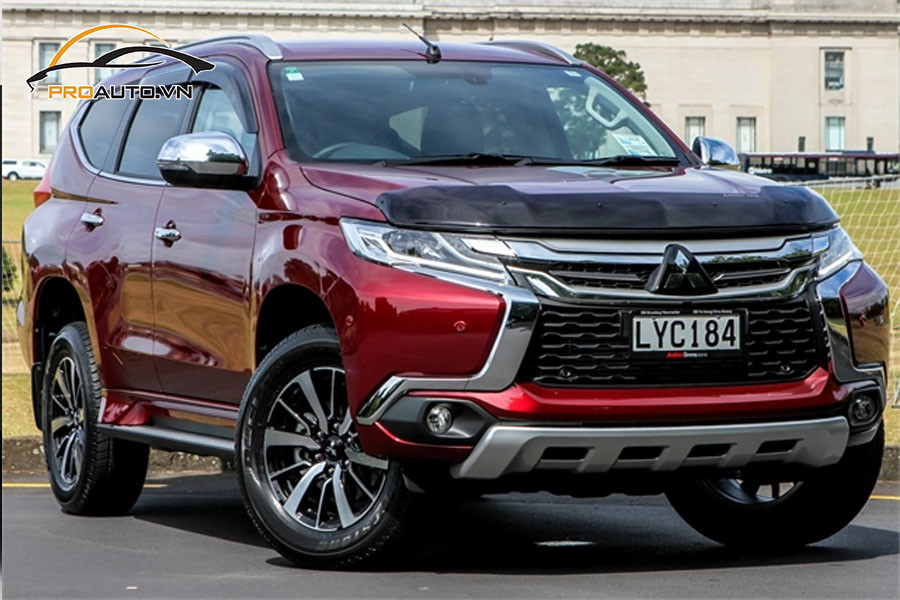 Mitsubishi Pajero Sport nâng cấp mâm và lốp