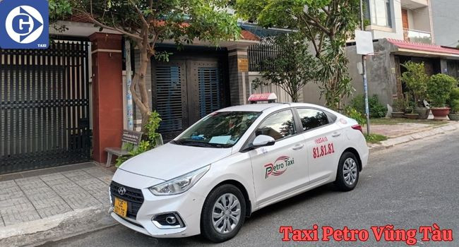 Một góc xe Taxi Petro Vũng Tàu sẵn sàng đón khách