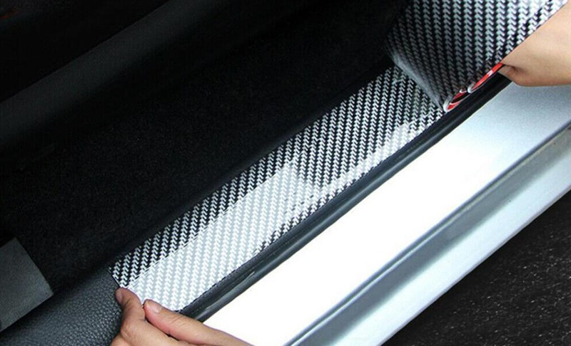 Nẹp bước chân ô tô inox gắn ở bậc cửa nội thất