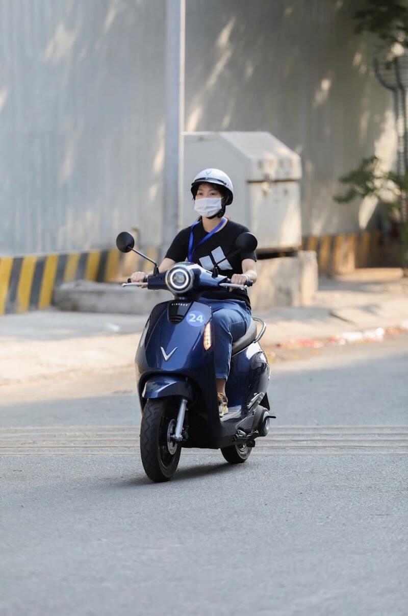 Người điều khiển xe 50cc phải đủ 16 tuổi trở lên theo quy định
