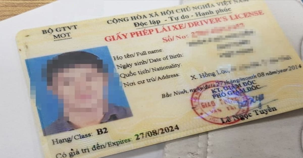 Người lái xe cần đổi giấy phép lái xe ô tô hết hạn để tuân thủ quy định