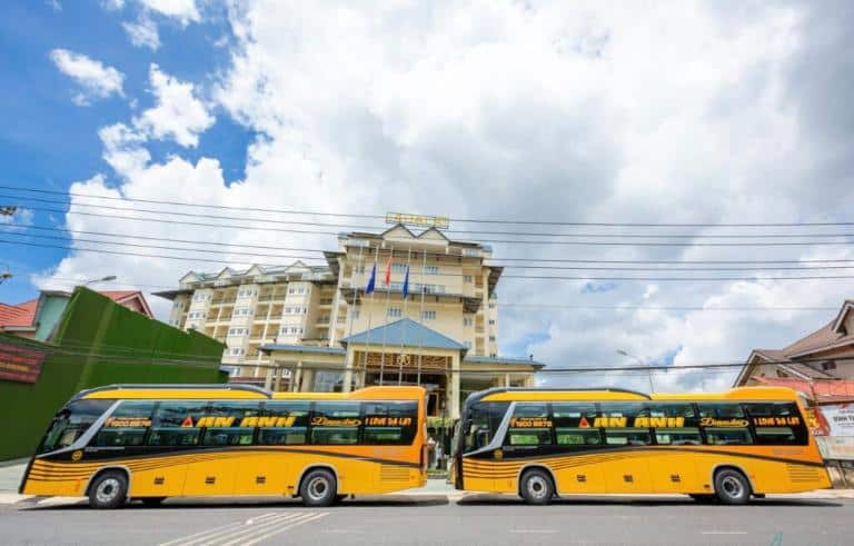 Nhà xe An Anh với phương tiện hiện đại sẵn sàng phục vụ hành khách