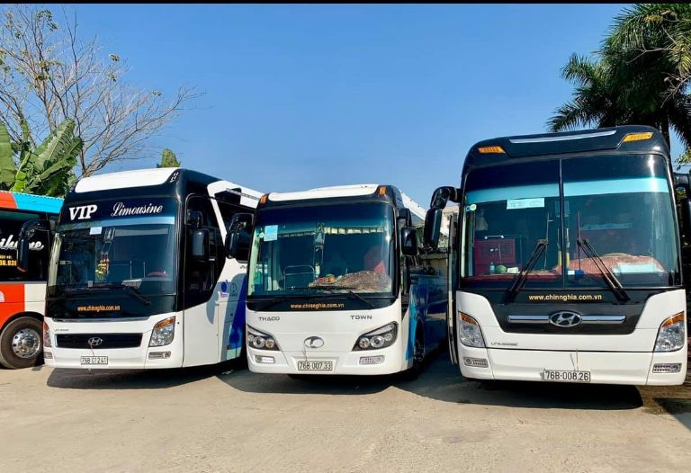 Nhân viên chăm sóc khách hàng Chín Nghĩa túc trực 24/7