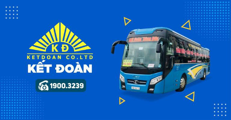 Nhân viên tổng đài hỗ trợ khách hàng đặt vé xe khách Nhà Xe Kết Đoàn