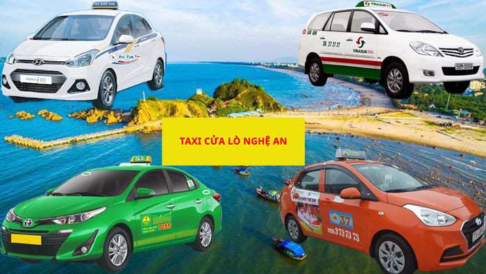 Nhiều xe taxi đang chờ đón khách tại một điểm du lịch ở Cửa Lò, Nghệ An