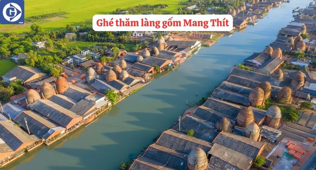 Những lò gạch đỏ rực đặc trưng tại làng gốm Mang Thít Vĩnh Long