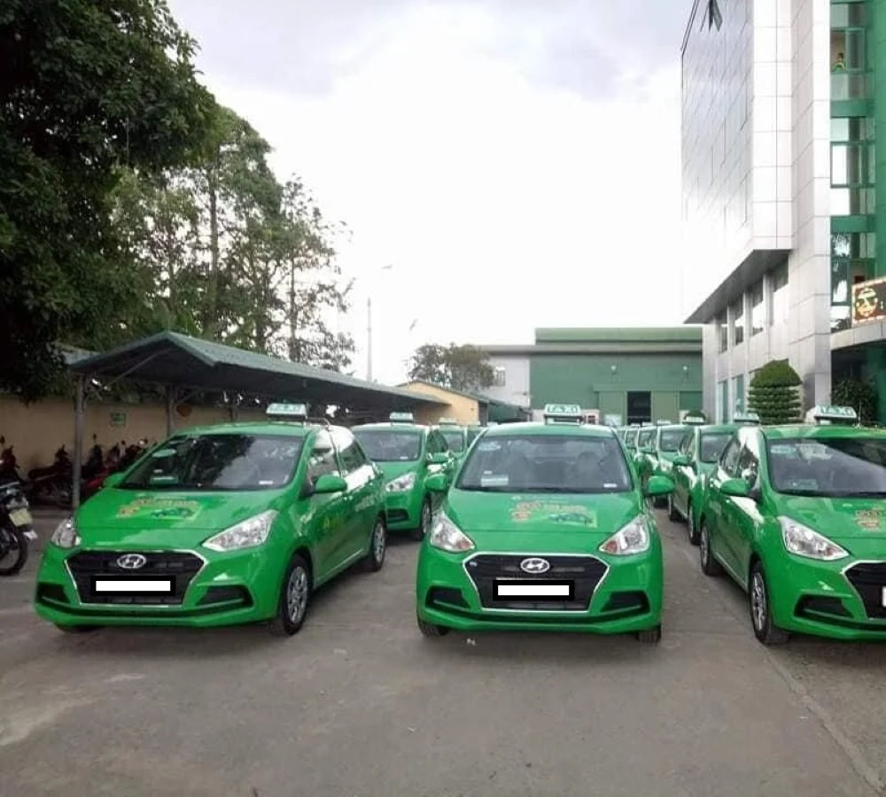 Nội thất rộng rãi và thoải mái bên trong xe taxi Mai Linh Sơn La