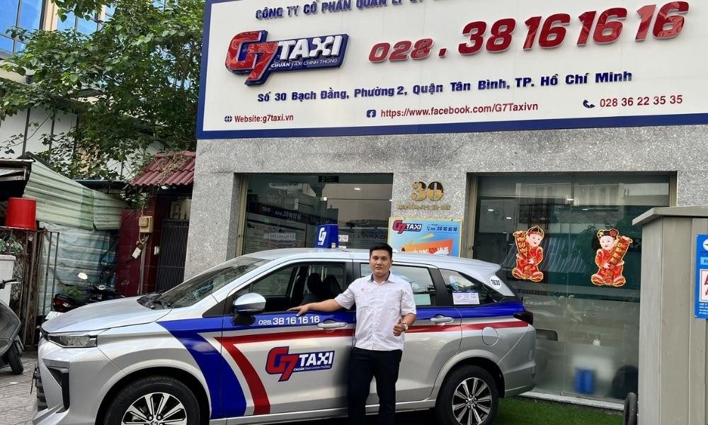 Nội thất sạch sẽ của một chiếc taxi G7, tạo cảm giác thoải mái cho hành khách