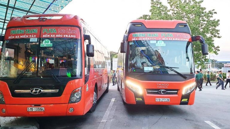 Nội thất tiện nghi bên trong xe Phương Trang tuyến Đà Nẵng Bình Dương