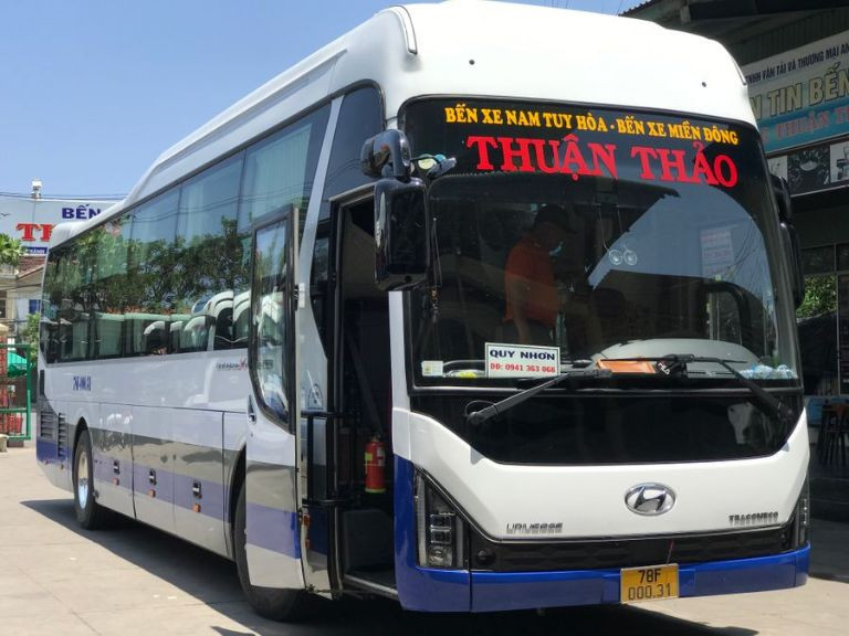 Nội thất tiện nghi của xe khách Thuận Thảo trên lộ trình Đà Nẵng Quảng Ngãi