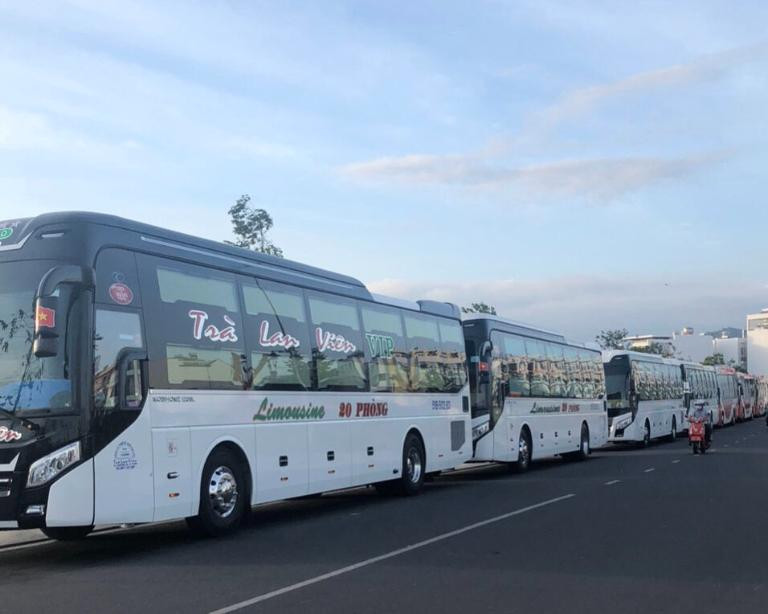 Nội thất xe giường nằm cao cấp của Nhà xe Trà Lan Viên