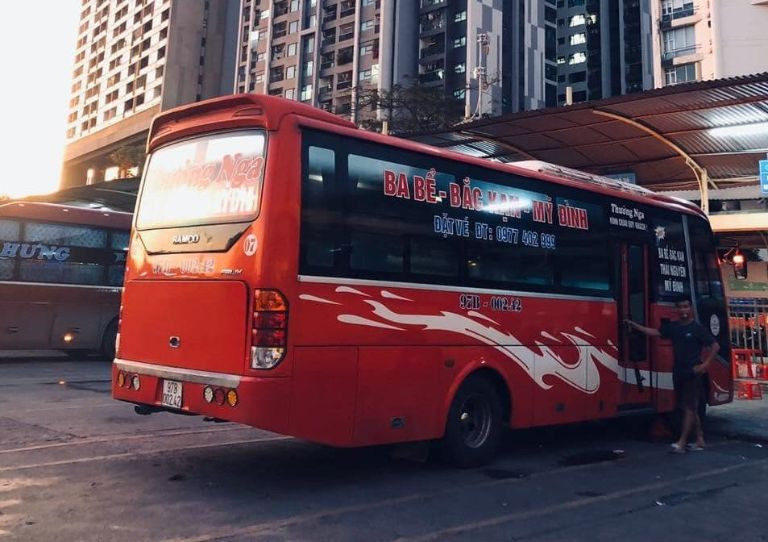 Nội thất xe khách Hà Nội Chợ Mới Thưởng Nga