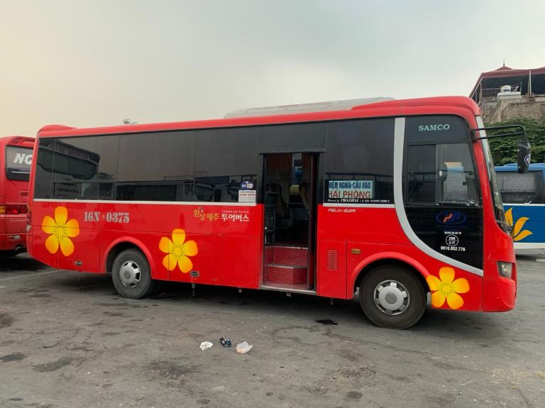 Nội thất xe khách tiện nghi trên tuyến Bến Xe Kim Sơn đi Hải Phòng