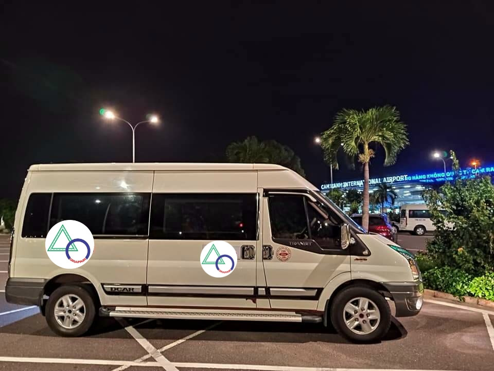 Nội thất xe taxi sân bay hiện đại