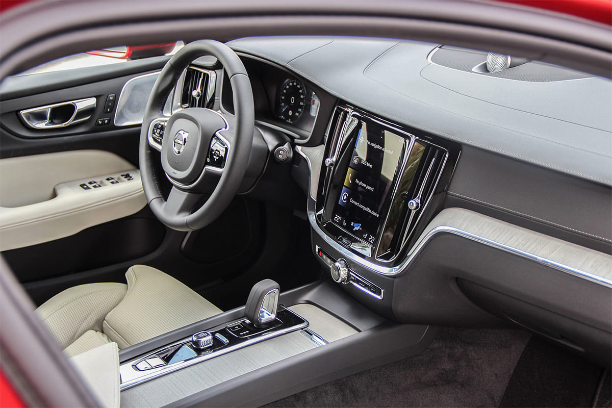 Nội thất xe Volvo V60 sang trọng và hiện đại
