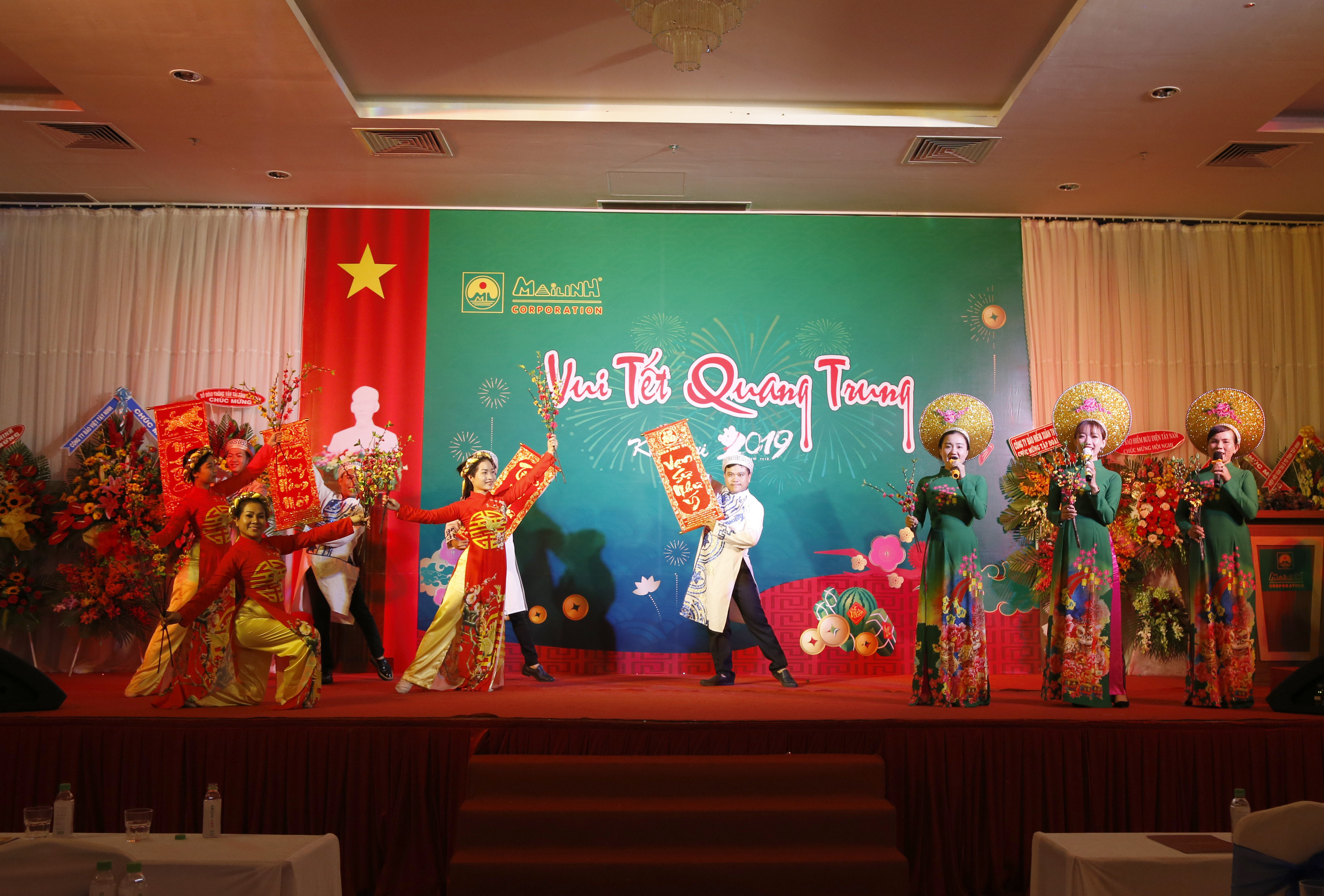 Ông Hồ Huy và Ban lãnh đạo Mai Linh Tây Ninh